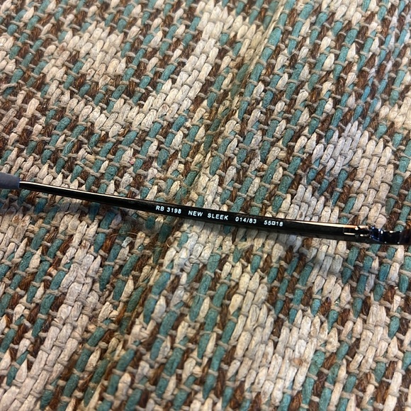 Ray-Ban Polarized Sunglasses Brand New - Picture 6 of 6